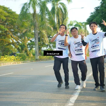Runner Photo 7792571