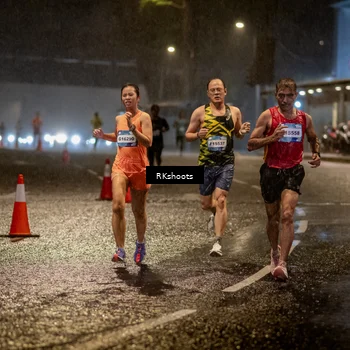 Runner Photo 7792573