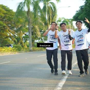 Runner Photo 7792576