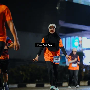 Runner Photo 7792621