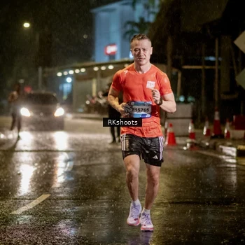 Runner Photo 7792633