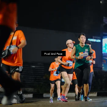 Runner Photo 7792649