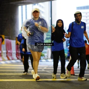 Runner Photo 7792661