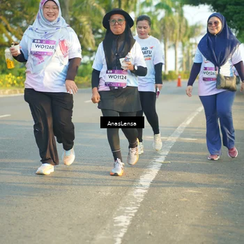 Runner Photo 7792675