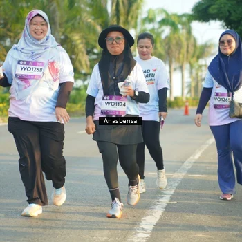 Runner Photo 7792684