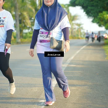 Runner Photo 7792700