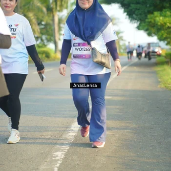 Runner Photo 7792701