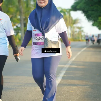 Runner Photo 7792702