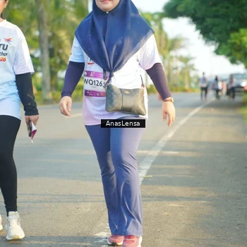 Runner Photo 7792706