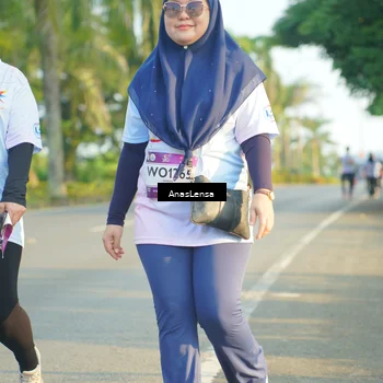 Runner Photo 7792711
