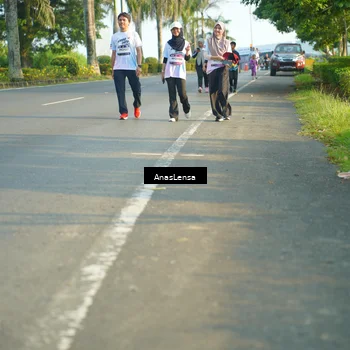 Runner Photo 7792764