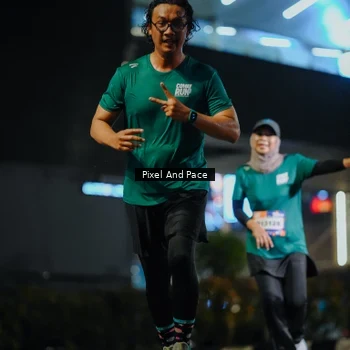 Runner Photo 7792831