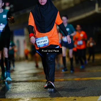 Runner Photo 7792841