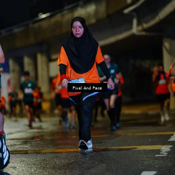 Runner Photo 7792842