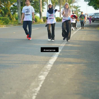 Runner Photo 7792874