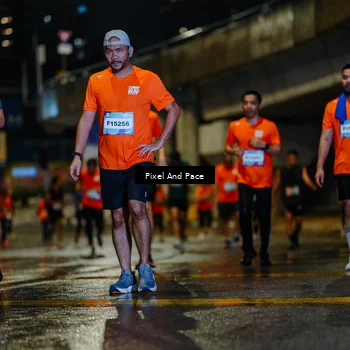 Runner Photo 7792880