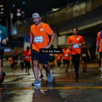 Runner Photo 7792886