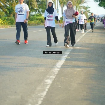 Runner Photo 7792887