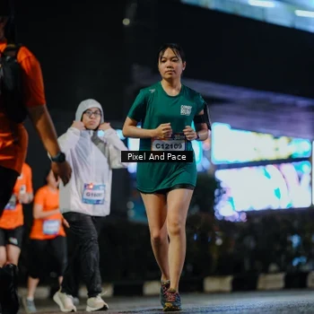 Runner Photo 7792899