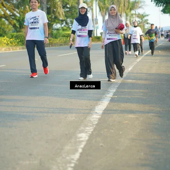 Runner Photo 7792908