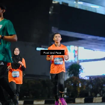 Runner Photo 7792933