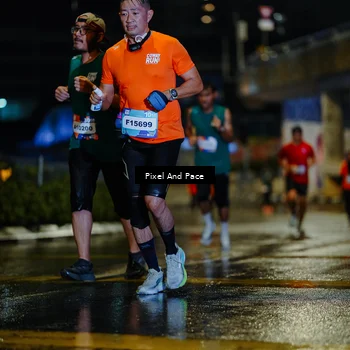Runner Photo 7792948