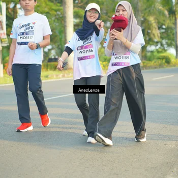 Runner Photo 7792995