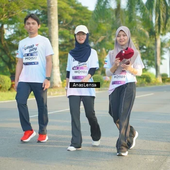 Runner Photo 7793003