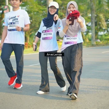 Runner Photo 7793019
