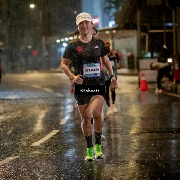 Runner Photo 7793035