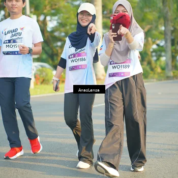 Runner Photo 7793048
