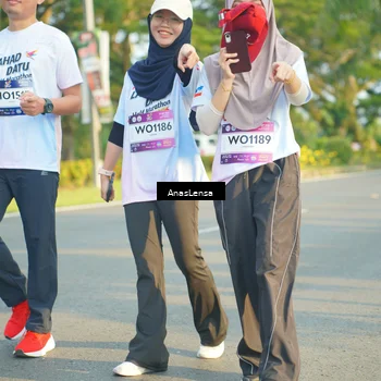 Runner Photo 7793049