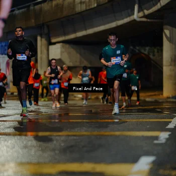 Runner Photo 7793056