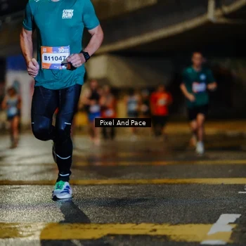 Runner Photo 7793060