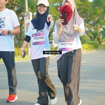 Runner Photo 7793065