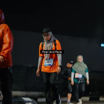 Runner Photo 7793067
