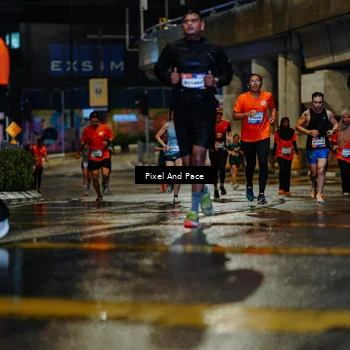Runner Photo 7793072