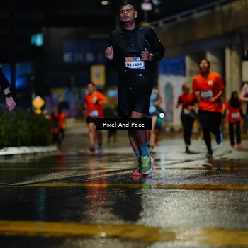 Runner Photo 7793076