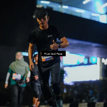 Runner Photo 7793077