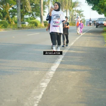 Runner Photo 7793079