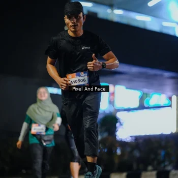 Runner Photo 7793084