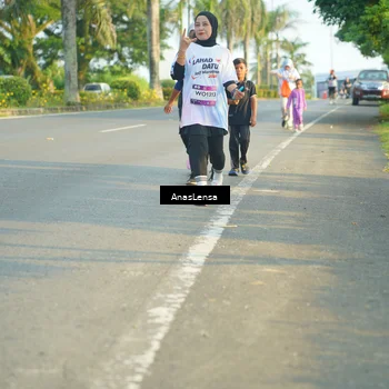 Runner Photo 7793095