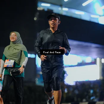 Runner Photo 7793114
