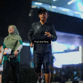 Runner Photo 7793118