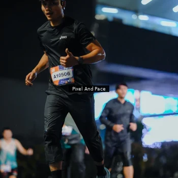 Runner Photo 7793145