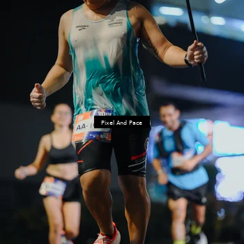 Runner Photo 7793164