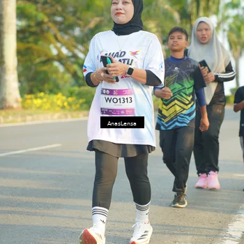 Runner Photo 7793166
