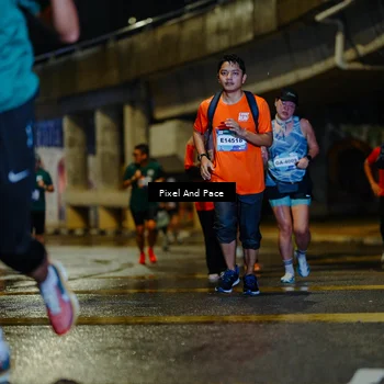 Runner Photo 7793214