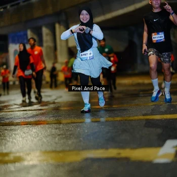 Runner Photo 7793239