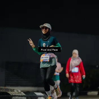 Runner Photo 7793240